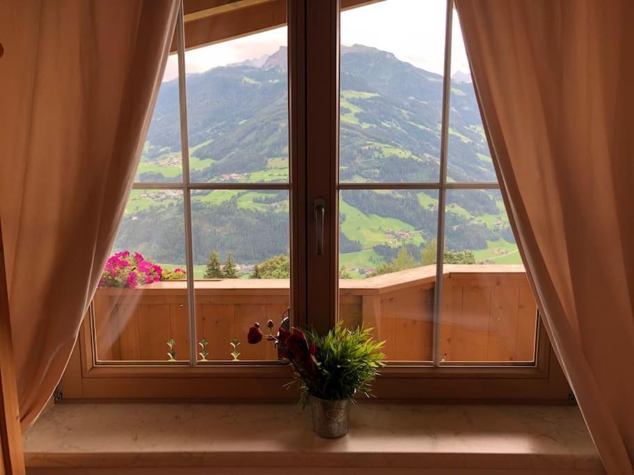 Ferienhaus Zillertal Panorama Blick Balkon Sauna Zellberg Εξωτερικό φωτογραφία