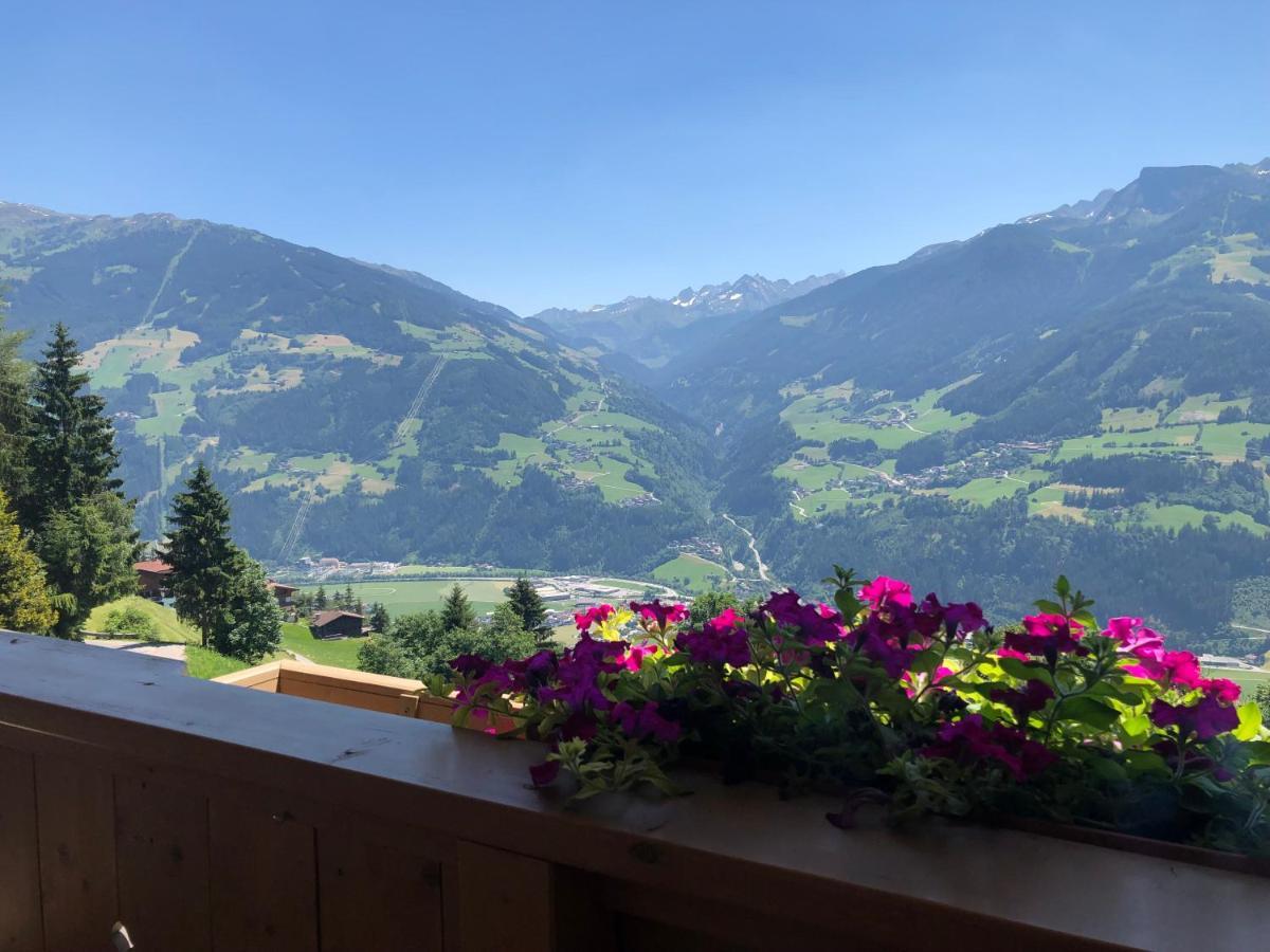 Ferienhaus Zillertal Panorama Blick Balkon Sauna Zellberg Εξωτερικό φωτογραφία