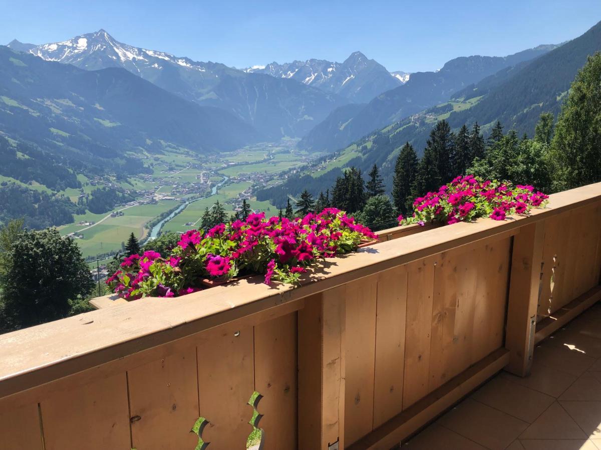 Ferienhaus Zillertal Panorama Blick Balkon Sauna Zellberg Εξωτερικό φωτογραφία
