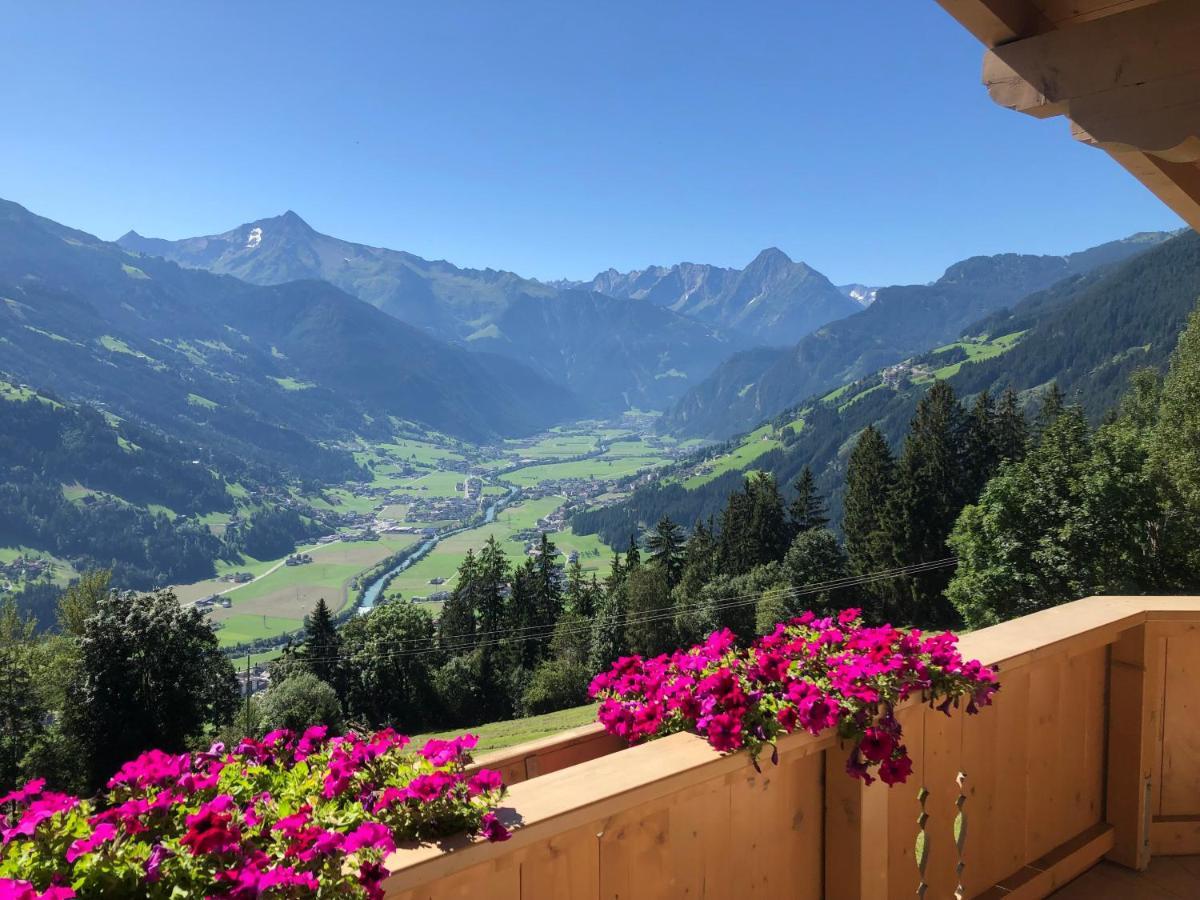 Ferienhaus Zillertal Panorama Blick Balkon Sauna Zellberg Εξωτερικό φωτογραφία