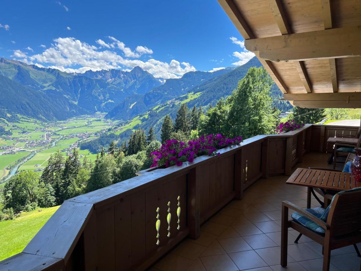 Ferienhaus Zillertal Panorama Blick Balkon Sauna Zellberg Εξωτερικό φωτογραφία