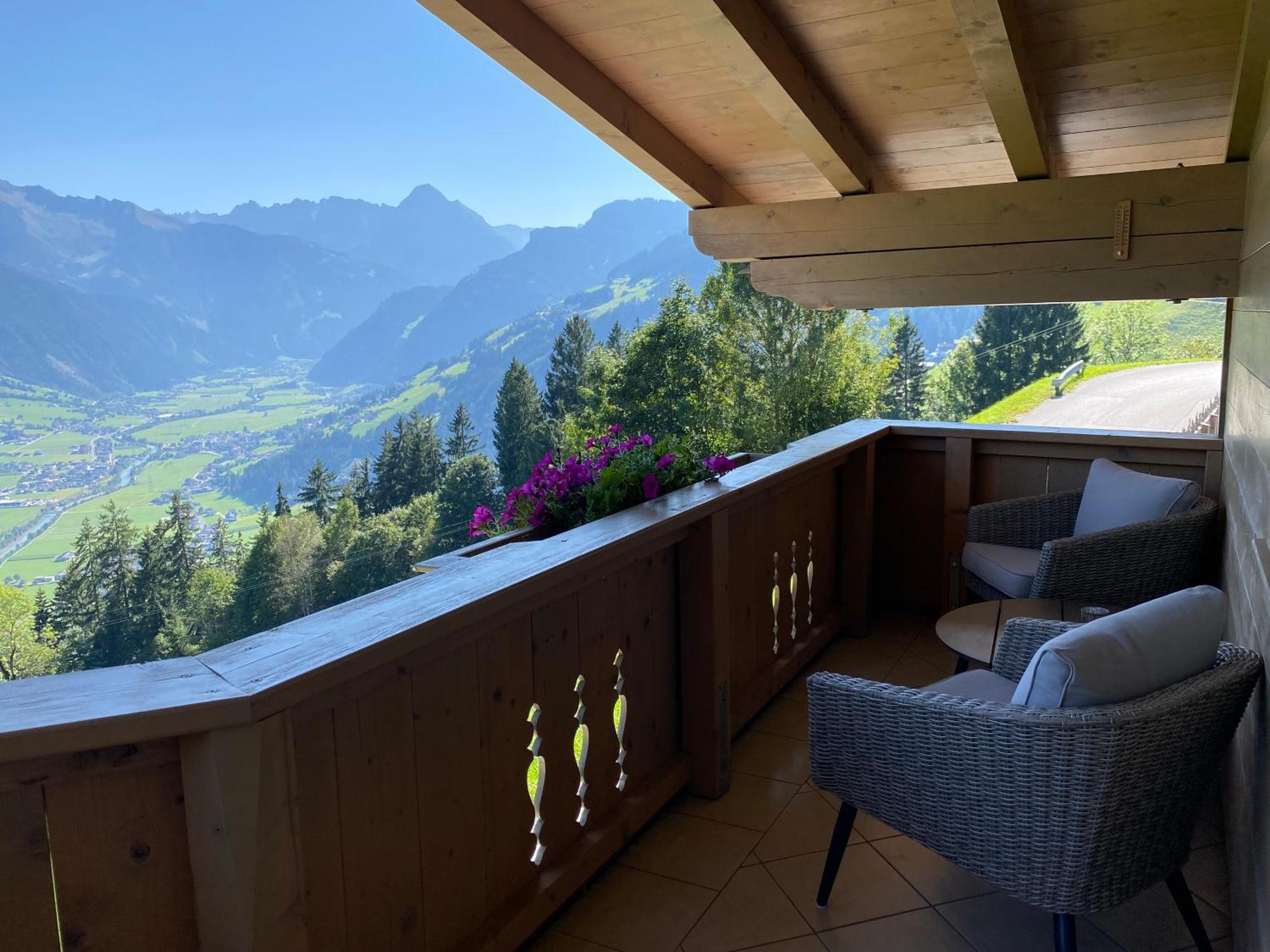 Ferienhaus Zillertal Panorama Blick Balkon Sauna Zellberg Εξωτερικό φωτογραφία